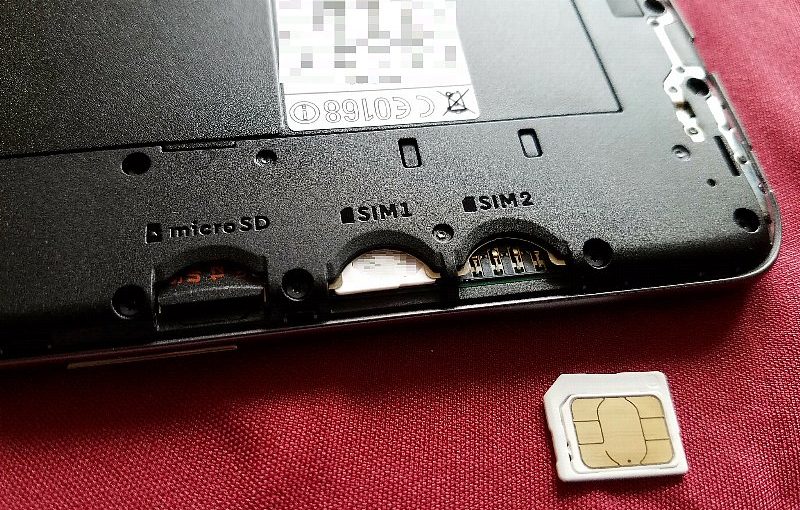 Moto G4 PlusのSIMをFOMA用SIM1枚にしました