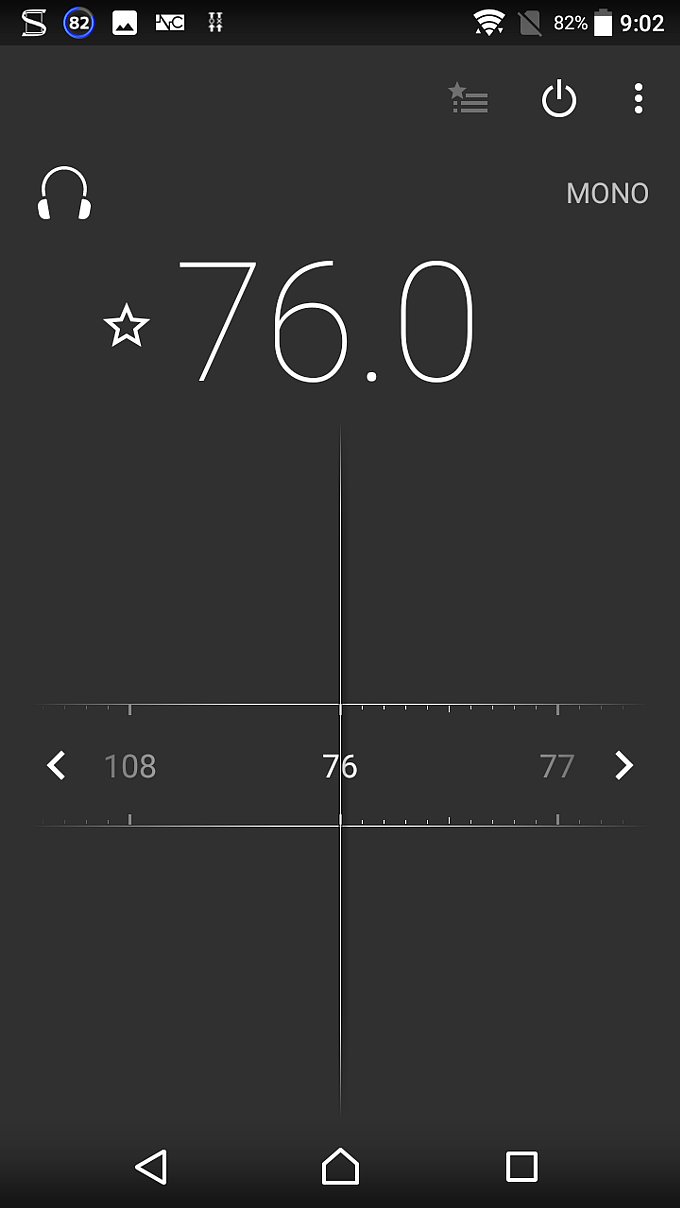 Xperia Z5 Compactのラジオアプリ画面