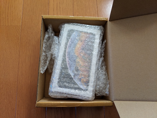 Etorenから届いたiPhone XSの梱包状態