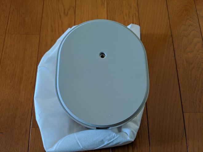 底面にはネジ穴